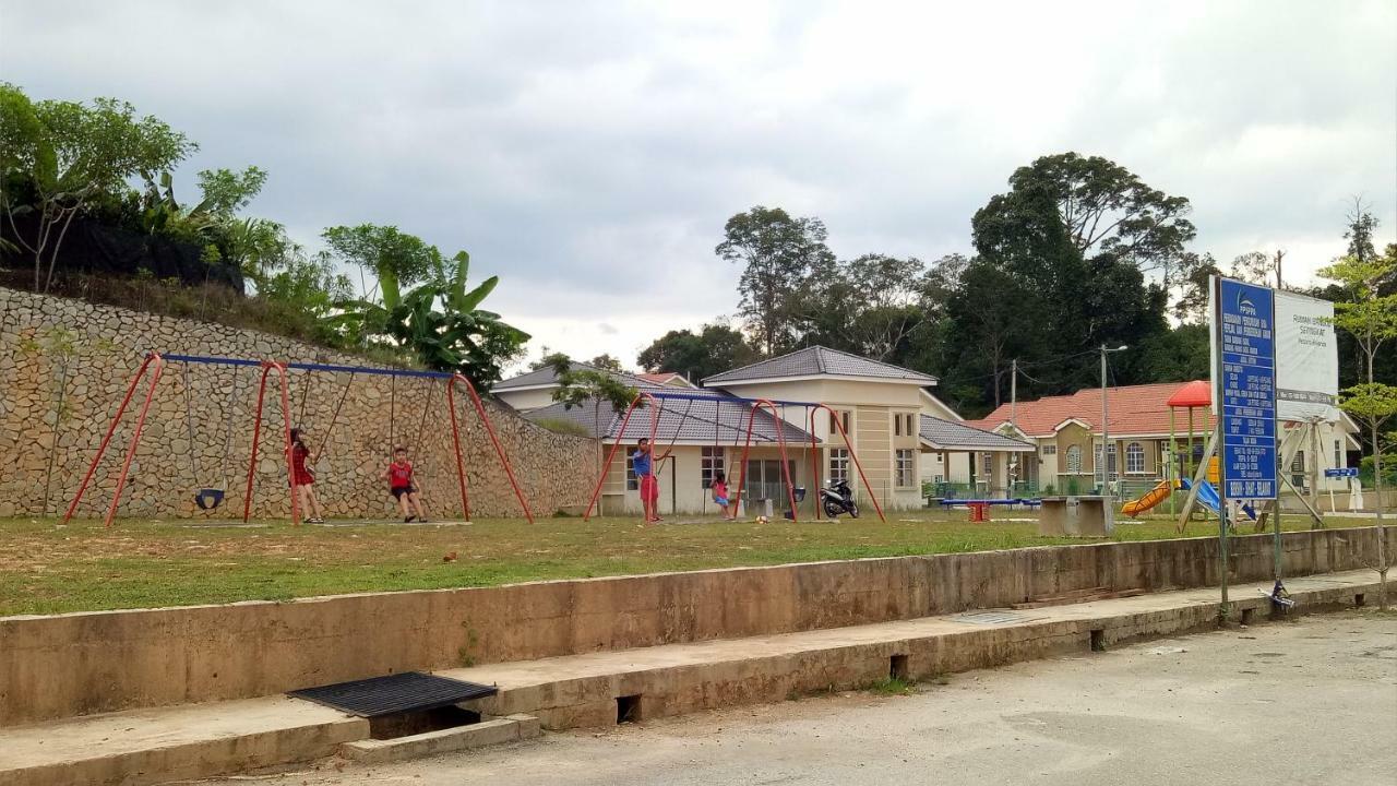Gambang Homestay Banglo Kuantan Luaran gambar