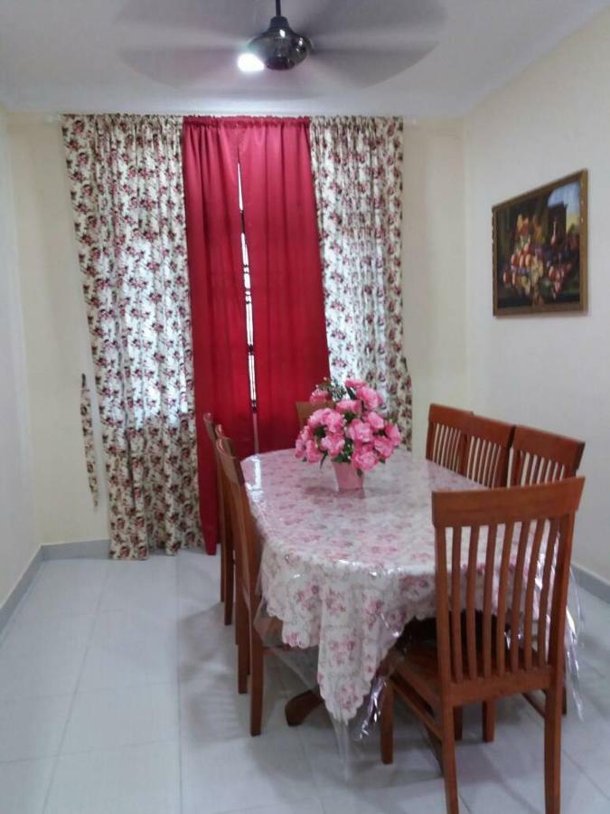 Gambang Homestay Banglo Kuantan Luaran gambar